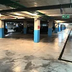Апартаменты Rovena's - Free Parking Тирана