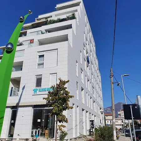 Rovena's - Free Parking Appartement