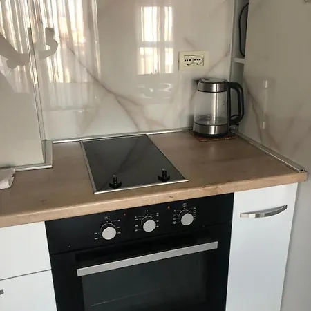 Rovena's - Free Parking * Tirana