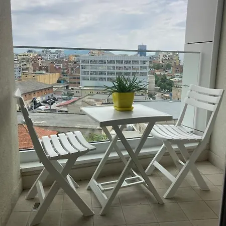 Apartament Rovena's - Free Parking Tirana