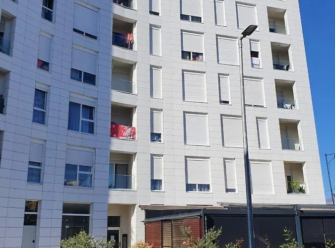 Appartamento Rovena's - Free Parking *